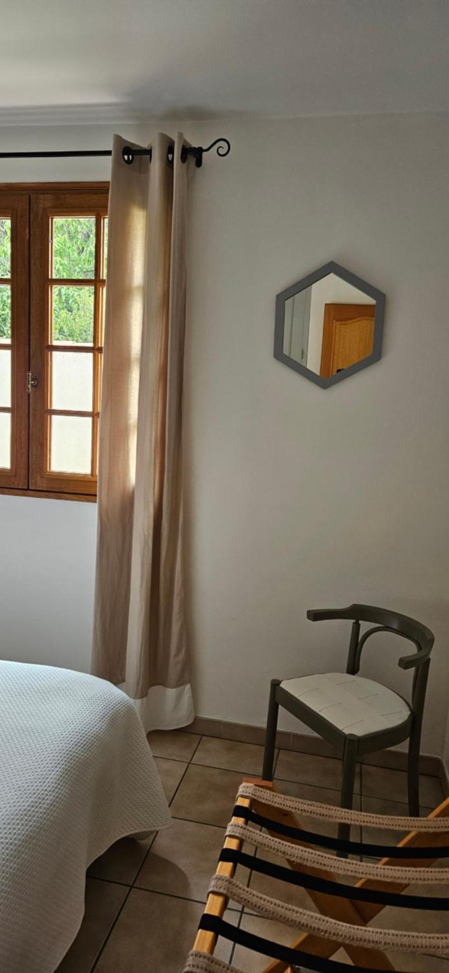 Au Pied Du Massif Des Costes Villa Pélissanne Eksteriør billede